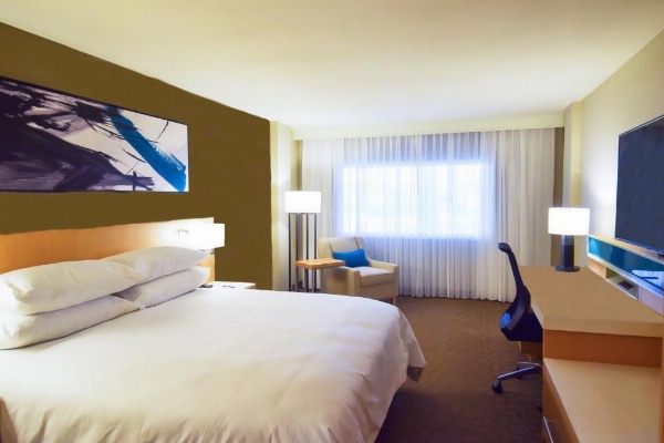 Delta Hotels by Marriott Little Rock West image 8